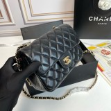 使い勝手良し シャネル 激安偽物 レディース  ショルダーバック