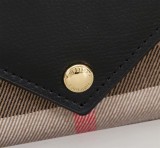 日本未入荷 バーバリー スーパーコピー レディース  ショルダーバック