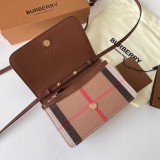 稀少 バーバリー スーパーコピー レディース ショルダーバック