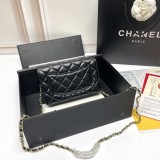 稀少 シャネル コピーおすすめ レディース  ショルダーバック
