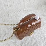 日本未入荷 シャネル 偽物通販  レディース  ショルダーバック