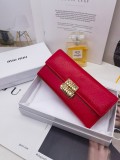 【限定】ミュウミュウ スーパーコピー 長財布