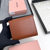 大人気 ミュウミュウ コピー 短財布