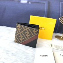 一目惚れ♪  フェンディ 激安通販 短財布