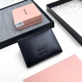 超奇跡の入荷☆ ミュウミュウ コピー 短財布