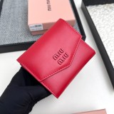 超話題! ミュウミュウ コピーおすすめ 短財布