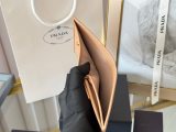 新作 プラダ 偽物通販 短財布