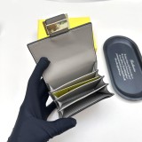 超話題! フェンディ偽物通販 短財布