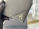 【話題商品！】プラダ コピーおすすめ 短財布