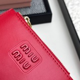 超奇跡の入荷☆ ミュウミュウ 激安通販 短財布