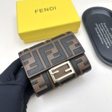 ★超人気 フェンディコピー 短財布