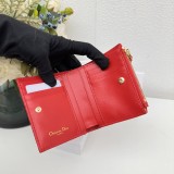 日本未入荷 ディオール 偽物通販  短財布