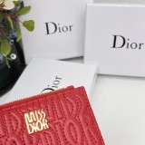 日本未入荷 ディオール 偽物通販  短財布