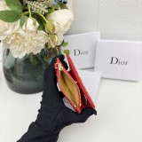 日本未入荷 ディオール 偽物通販  短財布
