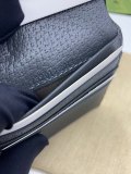 日本未入荷 グッチ n級品 短財布
