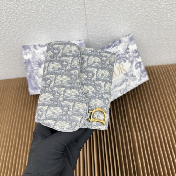 【限定】ディオール コピーおすすめ 短財布