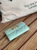 累積売上総額第１位！ シャネル 偽物通販  短財布