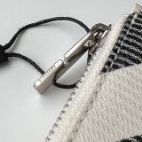 入手困難 バーバリー n級品 長財布