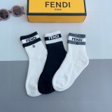 超話題! フェンディ コピーおすすめ アルファベットダブルF爆型中筒靴下