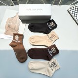 【話題商品！】バレンシアガ コピー 中筒靴下