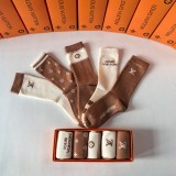 追跡付 ルイヴィトン 激安偽物 カシミヤのミドル丈スタッズソックス
