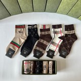 稀少 グッチ コピー ミドル丈スタッズソックスソックス