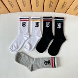 稀少 バーバリー n級品 のミドル丈スタッズソックス