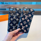 稀少 ルイヴィトン コピー lv同機種携帯ケースエアクッション圧印全包側ケース