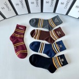 大人気 シャネル コピーおすすめ ミドル丈スタッズソックス