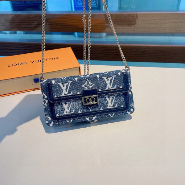 超話題! ルイヴィトン 激安偽物 LV刺繍携帯バッグ