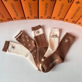 追跡付 ルイヴィトン 激安偽物 カシミヤのミドル丈スタッズソックス