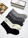 高品質 シャネル コピーおすすめ の定番ダブルCアルファベットロゴカシミヤ混紡中筒ソックス