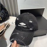 超奇跡の入荷☆ バレンシアガ スーパーコピー 洗いして古い破れたデニムの野球帽
