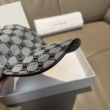 日本未入荷 バレンシアガ コピーおすすめ のオリジナル野球帽