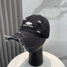 超奇跡の入荷☆ バレンシアガ スーパーコピー 洗いして古い破れたデニムの野球帽