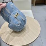 日本未入荷 バレンシアガ 偽物通販 新型ロゴ野球帽
