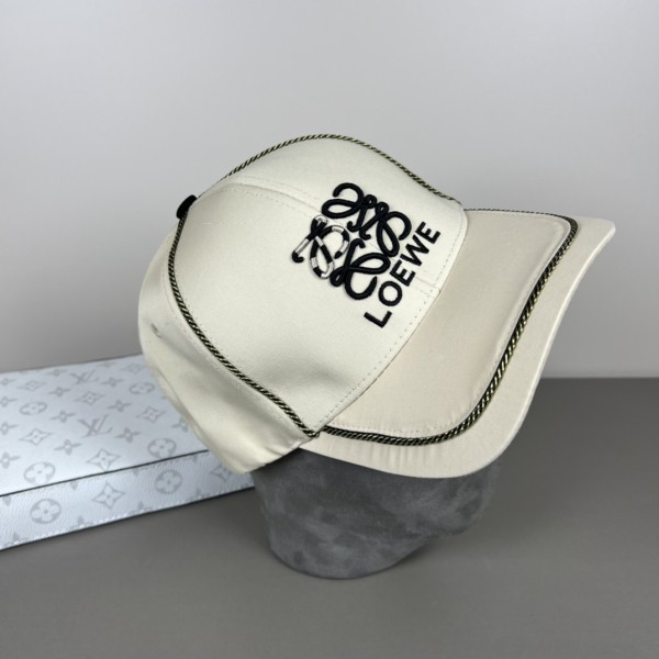 【限定】ロエベ スーパーコピー の新型原版のオリジナルデザインは