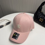 一目惚れ♪ NY n級品 の刺繍野球帽