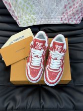使い勝手良し ルイヴィトン 激安通販  L.v x off-white x Nikeの3者が名フラッシュドリル版カジュアルスニーカー