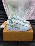 入手困難 ルイヴィトン 激安偽物  L.v X nike連名ローカットカジュアルスニーカー