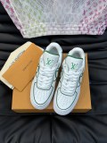 入手困難 ルイヴィトン 激安偽物  L.v X nike連名ローカットカジュアルスニーカー