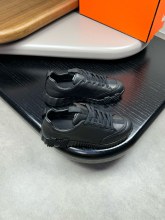 日本未入荷 エルメス 激安偽物メンズの定番カジュアルスニーカー
