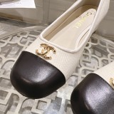 入手困難 シャネル n級品 丸太ヒール