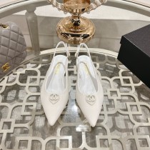 高品質 シャネル コピーおすすめ 2025早春のスパイクメアリージェンのファッションシューズ