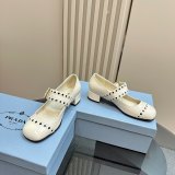追跡付 プラダ n級品 ランウェイモデル角丸パンチメアリージェーンの太ヒール
