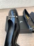 高品質 プラダ n級品 25 ss春先の定番丸首メアリージェーン楽福靴シングルシューズ