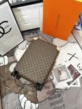稀少 ルイヴィトン 偽物通販  LOUIS VUITTON 四輪レバーボックス