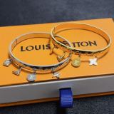 【限定】ルイヴィトン 激安通販 LVアルファベット多付属ペンダントプリント彫刻ロゴブレスレット