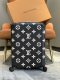 使い勝手良し ルイヴィトン 激安偽物 LOUIS VUITTON 四輪レバーボックス