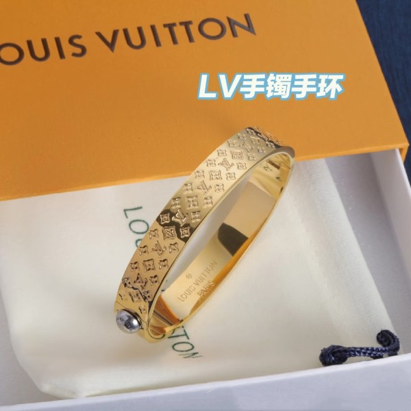 大人気 ルイヴィトン コピー LVニュートラル彫刻アルファベットブレスレット